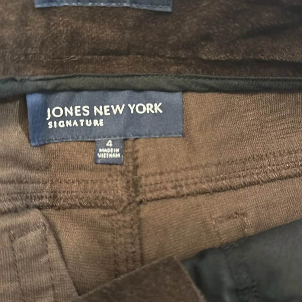 Jones New York Dark Brown Straight Leg Pants
